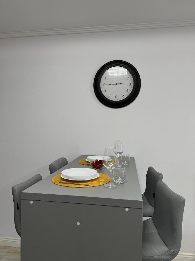 Appartement Complex Rezidential Ana à Caransebeş Extérieur photo